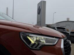 
Audi Q3, 2.0Tdi, 150Zs, Manuālā k, oranža full									
