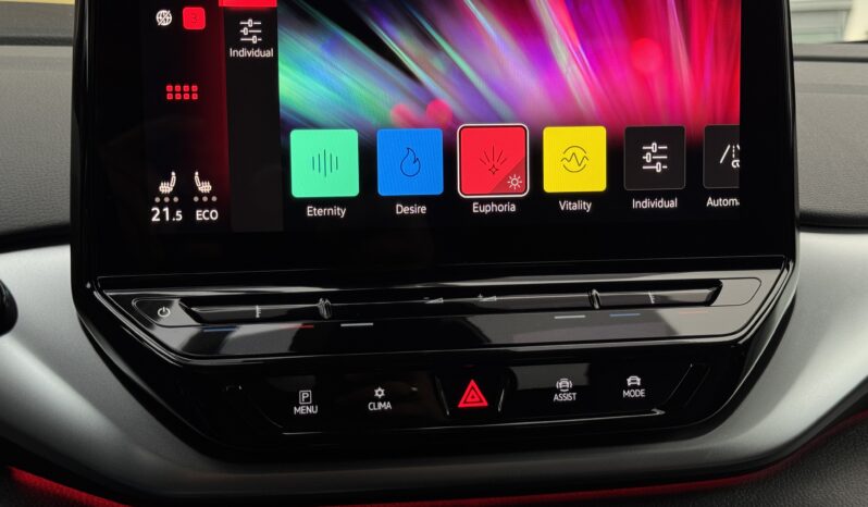 
Volkswagen Id. 4 Pro Performance 1st Edition, 150Kw/205Zs/82Kwh,balta full									