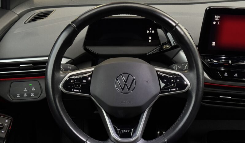 
Volkswagen Id. 4 Pro Performance 1st Edition, 150Kw/205Zs/82Kwh,balta full									