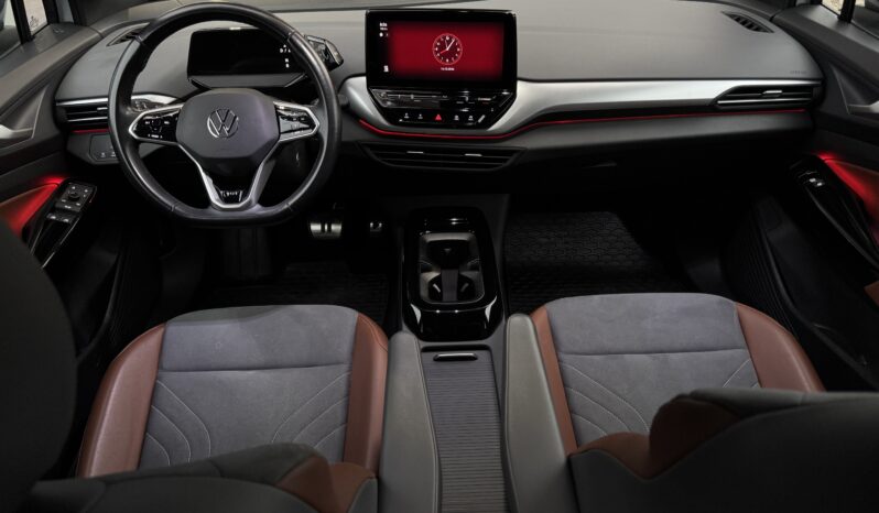 
Volkswagen Id. 4 Pro Performance 1st Edition, 150Kw/205Zs/82Kwh,balta full									