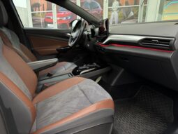 
Volkswagen Id. 4 Pro Performance 1st Edition, 150Kw/205Zs/82Kwh,balta full									