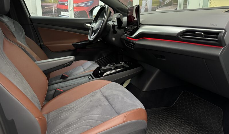 
Volkswagen Id. 4 Pro Performance 1st Edition, 150Kw/205Zs/82Kwh,balta full									