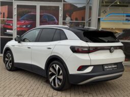 
Volkswagen Id. 4 Pro Performance 1st Edition, 150Kw/205Zs/82Kwh,balta full									