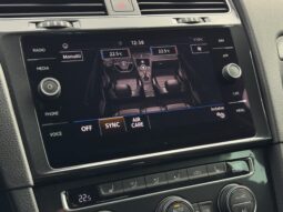 
Volkswagen Golf R-Line 2.0 Tdi,balta full									