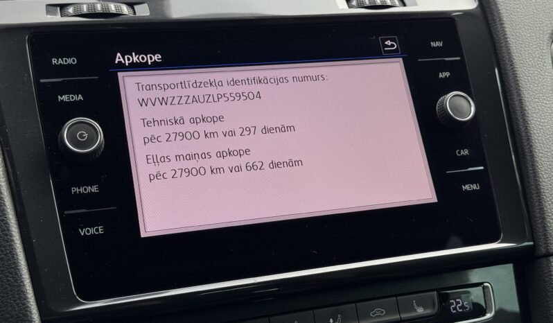 
Volkswagen Golf R-Line 2.0 Tdi,balta full									