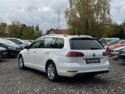 
Volkswagen Golf R-Line 2.0 Tdi,balta full									