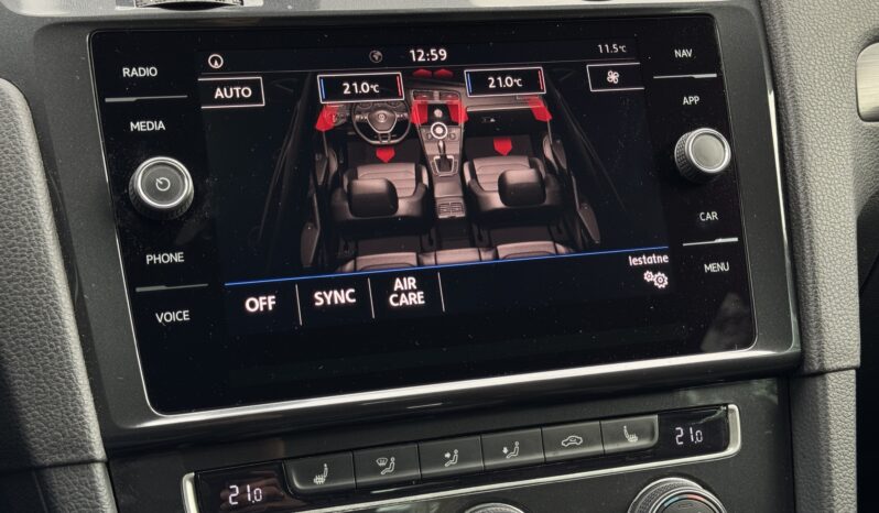 
Volkswagen Golf 7, 2.0Tdi, 150Zs,pelēka full									