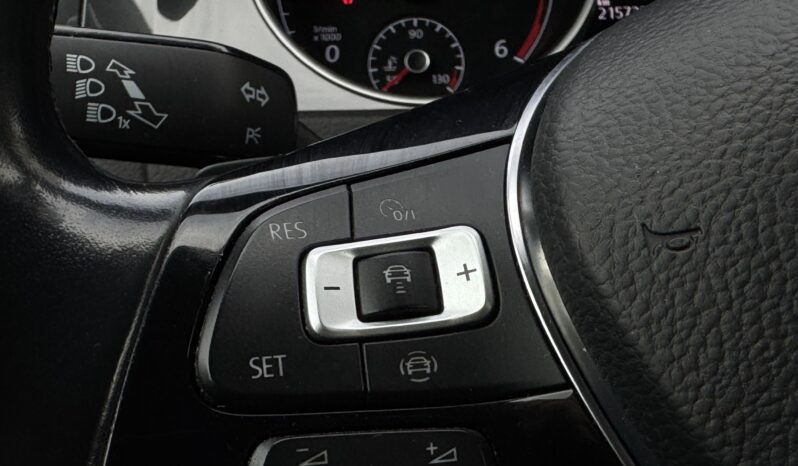 
Volkswagen Golf 7, 2.0Tdi, 150Zs,pelēka full									