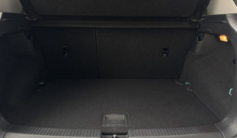 
Volkswagen T-Cross, 1.0L,zaļš full									