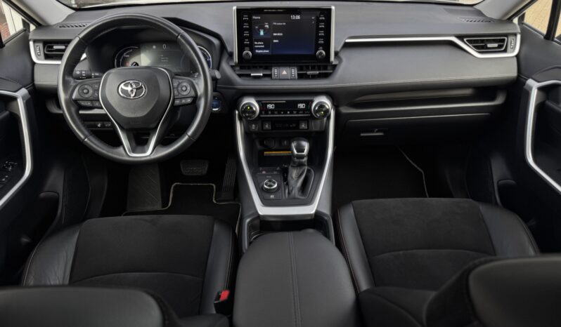 
Toyota Rav 4 Hybrid, 2.5L,awd,balta full									
