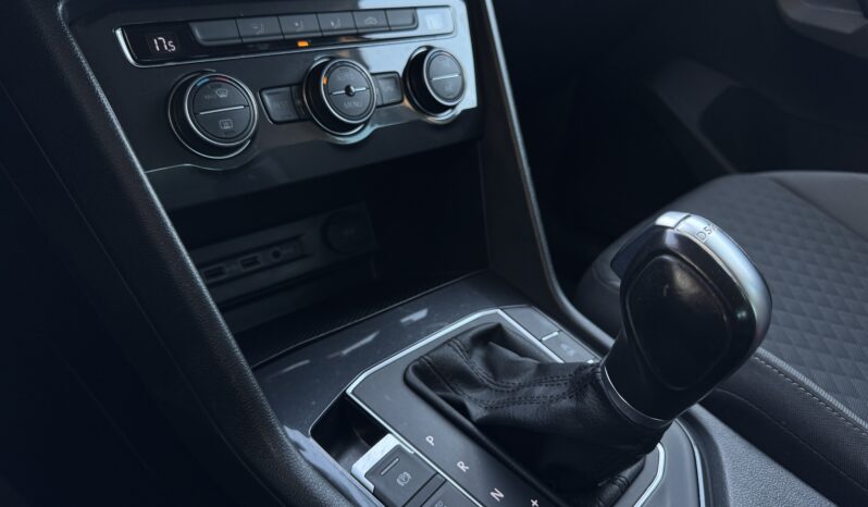 
VW Tiguan 2, 0Tdi 110kw/150zs. Automātiskā ātrumkārba,melna full									