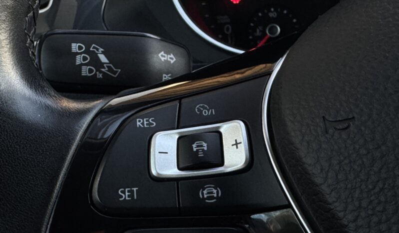 
VW Tiguan 2, 0Tdi 110kw/150zs. Automātiskā ātrumkārba,melna full									