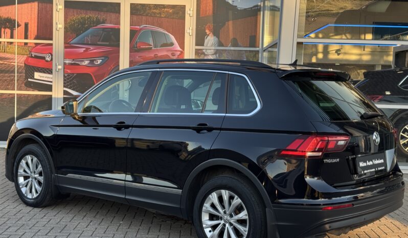 
VW Tiguan 2, 0Tdi 110kw/150zs. Automātiskā ātrumkārba,melna full									