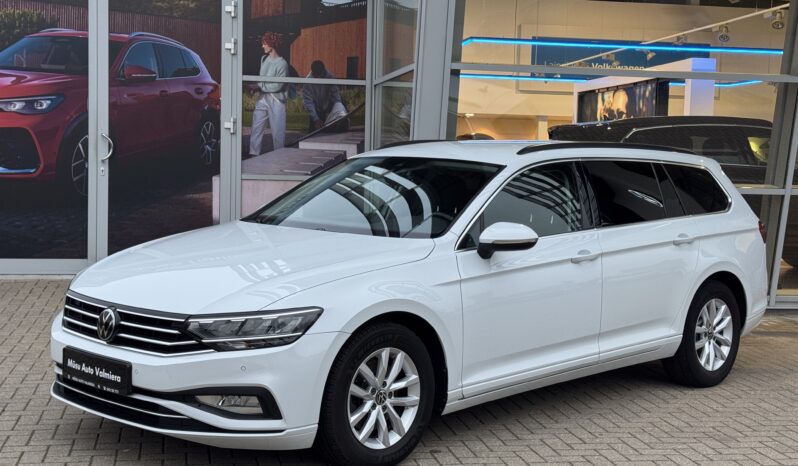 
Volkswagen Passat Variant 1.5 Tsi,automāts,balta full									
