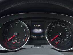 Volkswagen Passat Variant 1.5 Tsi,automāts,balta full