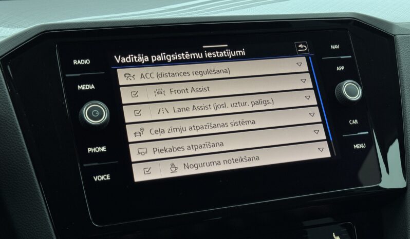 
Volkswagen Passat Variant 1.5 Tsi,automāts,balta full									