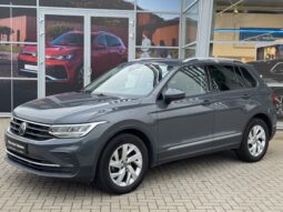 Volkswagen Tiguan 1.5 Tsi (Benzīns) Life,150zs,autom.,pelēka full