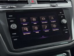 Volkswagen Tiguan 1.5 Tsi (Benzīns) Life,150zs,autom.,pelēka full