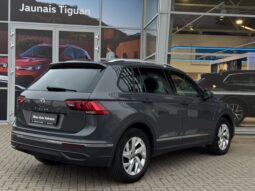 Volkswagen Tiguan 1.5 Tsi (Benzīns) Life,150zs,autom.,pelēka full