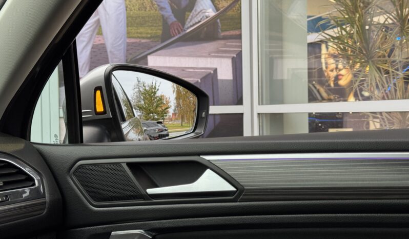 
Volkswagen Tiguan Allspace, 2.0Tdi, 150Zs,pelēka full									